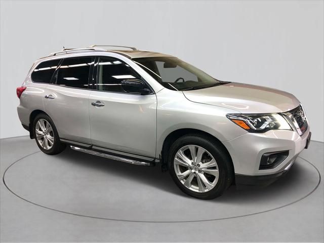 2018 Nissan Pathfinder SL