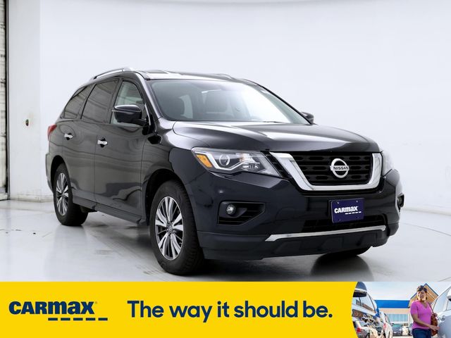 2018 Nissan Pathfinder SL