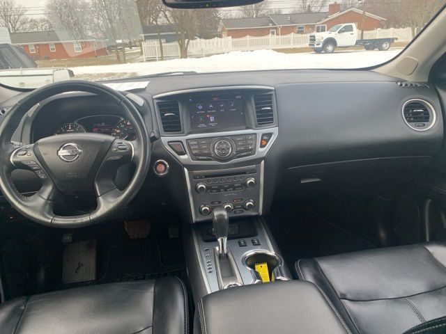 2018 Nissan Pathfinder SL