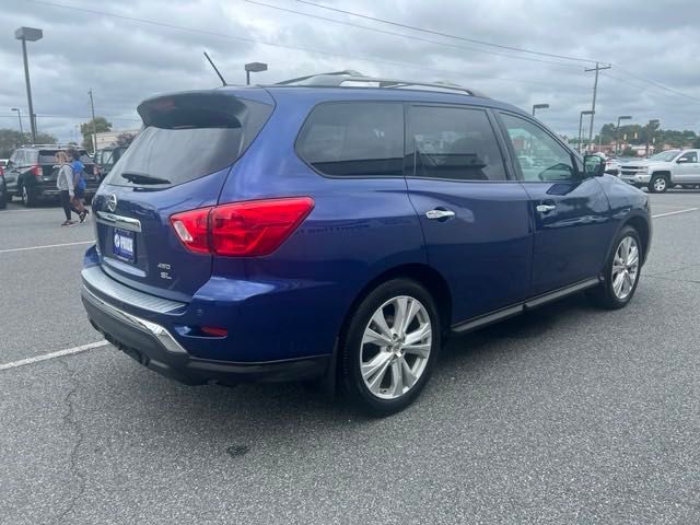 2018 Nissan Pathfinder SL