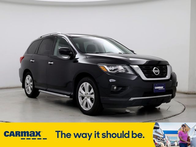 2018 Nissan Pathfinder SL