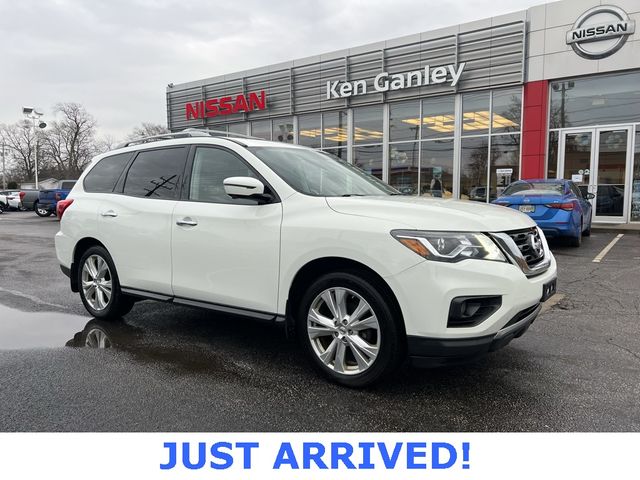 2018 Nissan Pathfinder SL