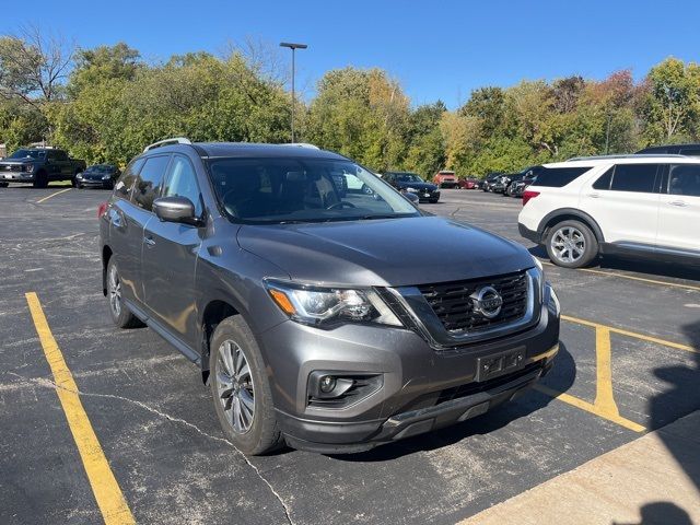 2018 Nissan Pathfinder SL