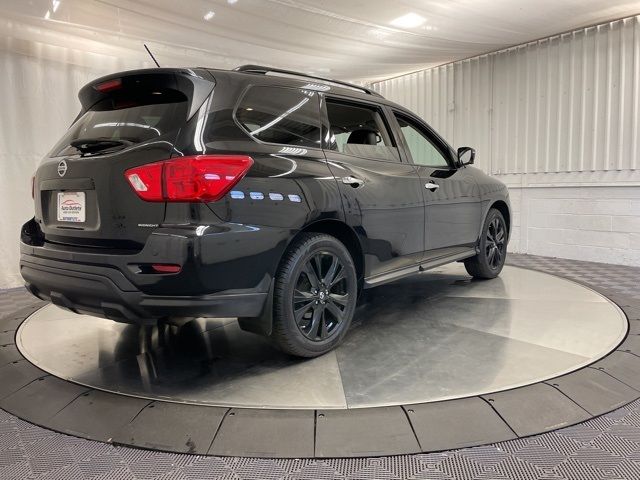 2018 Nissan Pathfinder SL