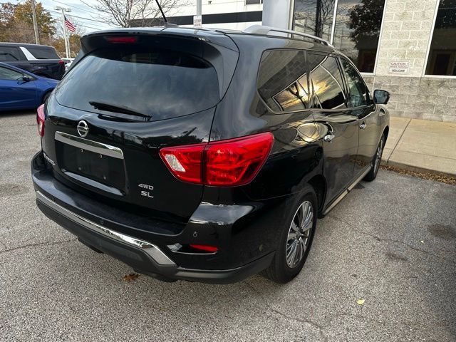 2018 Nissan Pathfinder SL