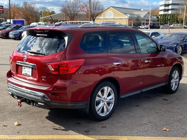 2018 Nissan Pathfinder SL