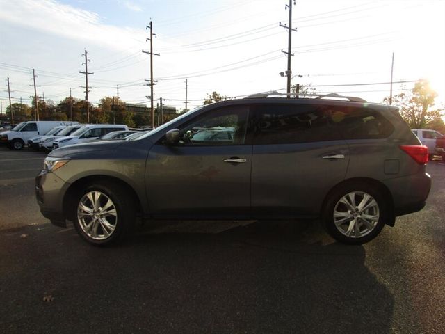 2018 Nissan Pathfinder SL