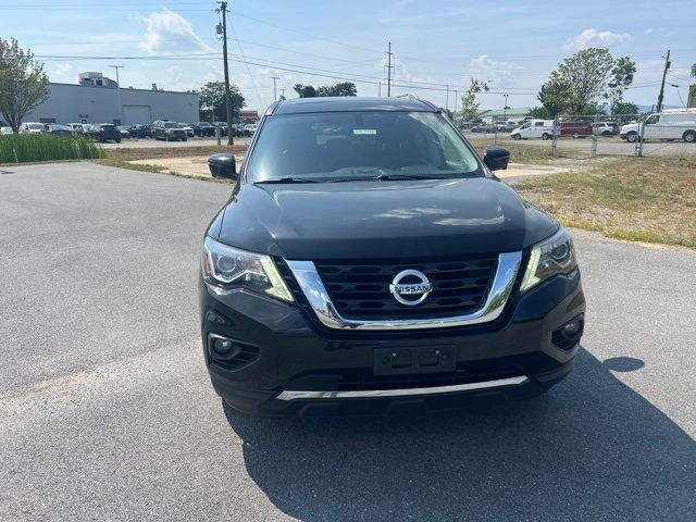 2018 Nissan Pathfinder SL