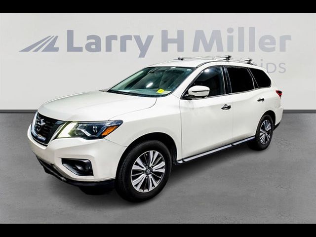 2018 Nissan Pathfinder SL