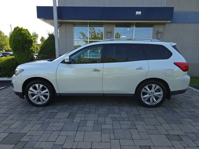 2018 Nissan Pathfinder SL