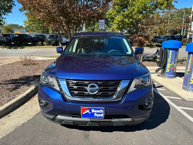 2018 Nissan Pathfinder SL