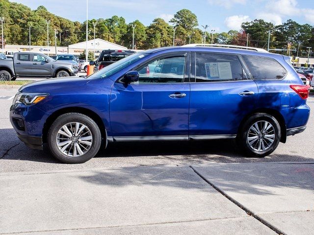 2018 Nissan Pathfinder SL