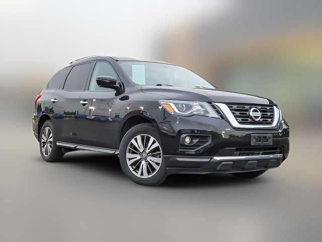 2018 Nissan Pathfinder SL