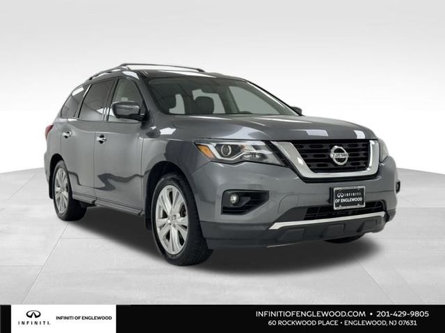 2018 Nissan Pathfinder SL