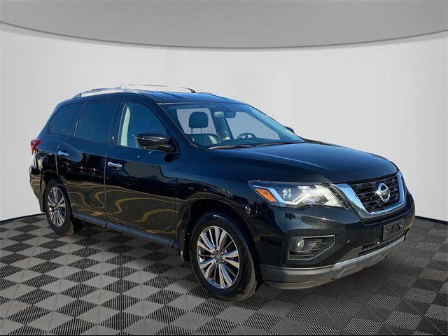 2018 Nissan Pathfinder SL