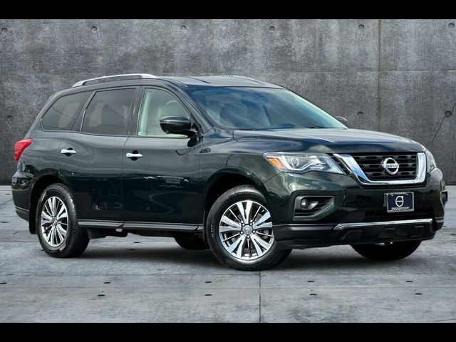 2018 Nissan Pathfinder SL