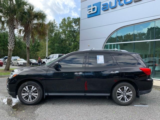 2018 Nissan Pathfinder SL