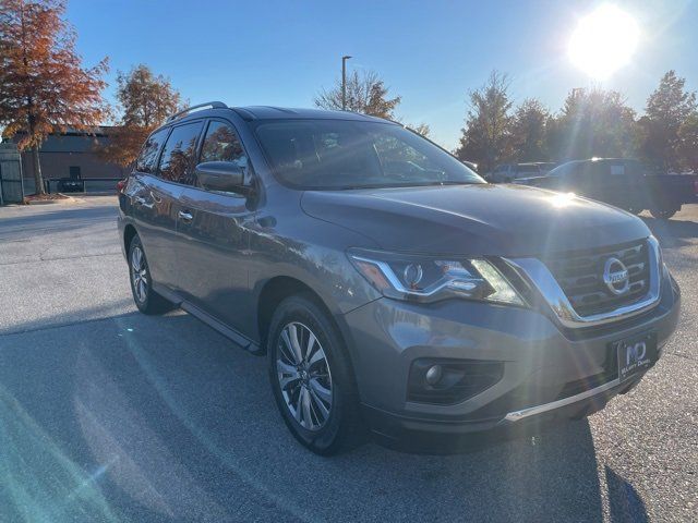 2018 Nissan Pathfinder SL