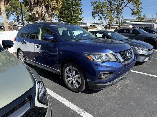 2018 Nissan Pathfinder SL