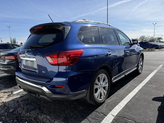 2018 Nissan Pathfinder SL