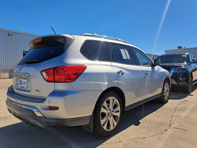 2018 Nissan Pathfinder SL