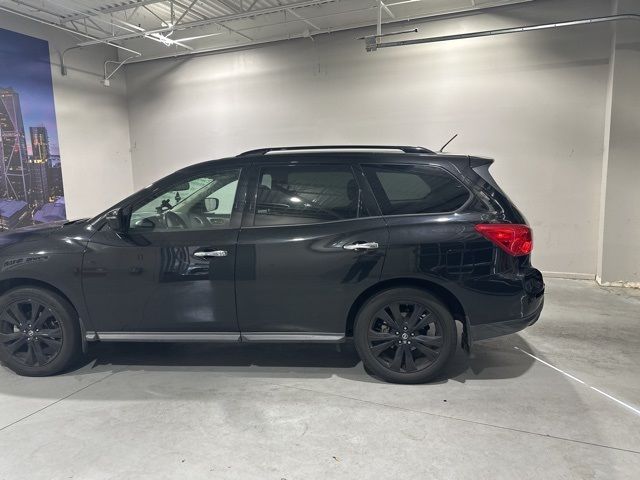 2018 Nissan Pathfinder SL