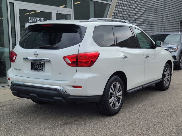 2018 Nissan Pathfinder SL