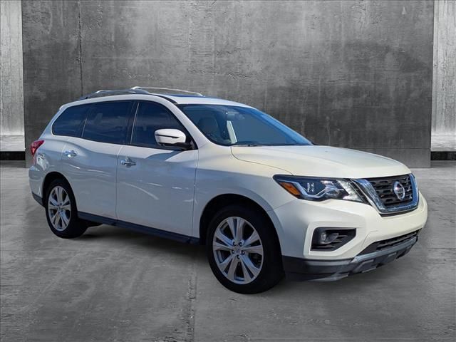 2018 Nissan Pathfinder SL