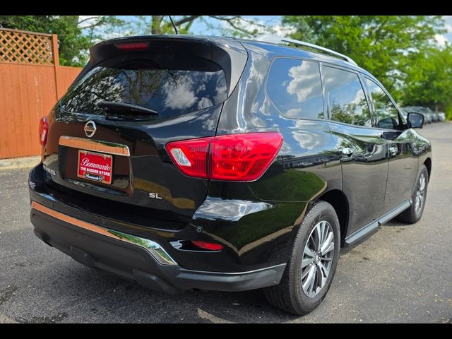 2018 Nissan Pathfinder SL