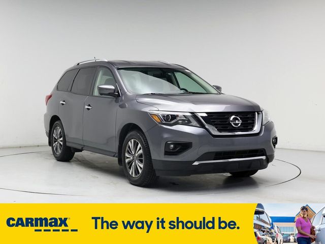 2018 Nissan Pathfinder SL