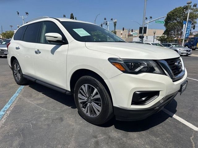 2018 Nissan Pathfinder SL