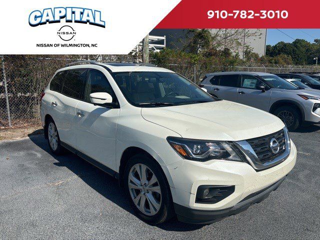 2018 Nissan Pathfinder SL