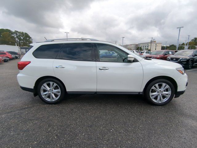 2018 Nissan Pathfinder SL