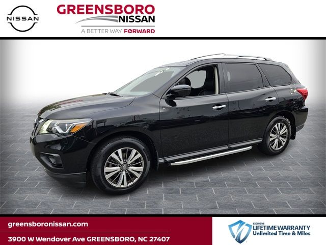 2018 Nissan Pathfinder SL