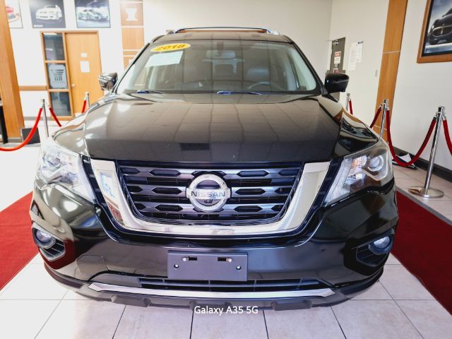 2018 Nissan Pathfinder SL