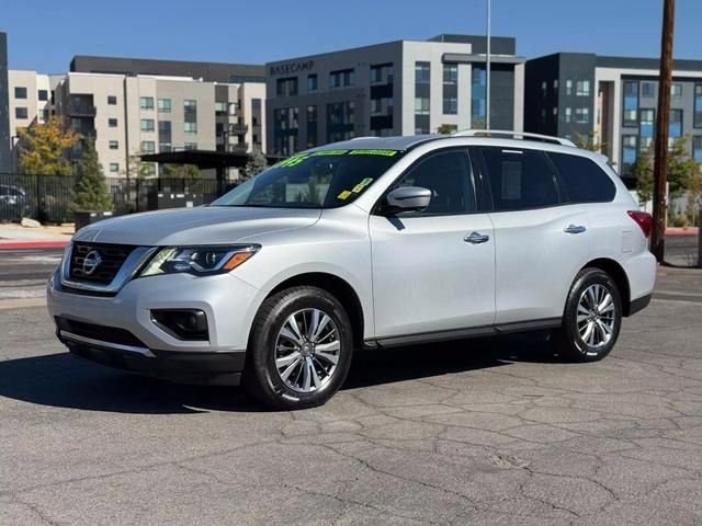 2018 Nissan Pathfinder SL