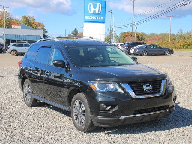 2018 Nissan Pathfinder SV