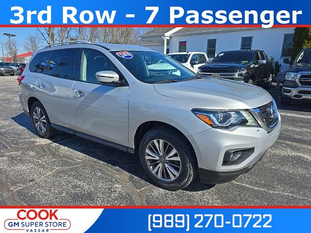 2018 Nissan Pathfinder SV