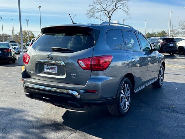 2018 Nissan Pathfinder SV