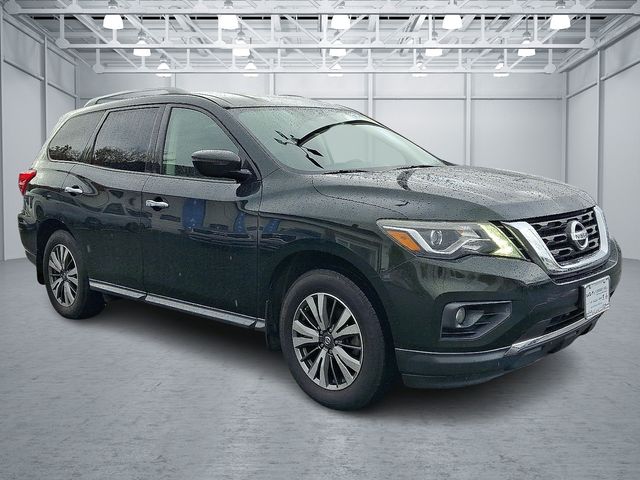 2018 Nissan Pathfinder SV