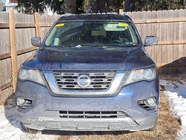 2018 Nissan Pathfinder SV