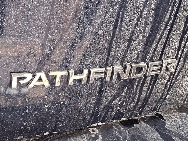 2018 Nissan Pathfinder SV