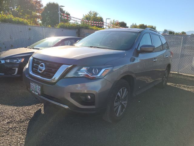 2018 Nissan Pathfinder SV