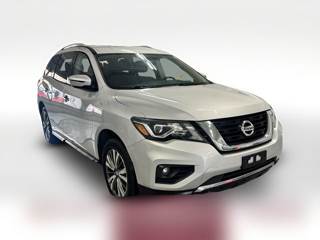 2018 Nissan Pathfinder SV