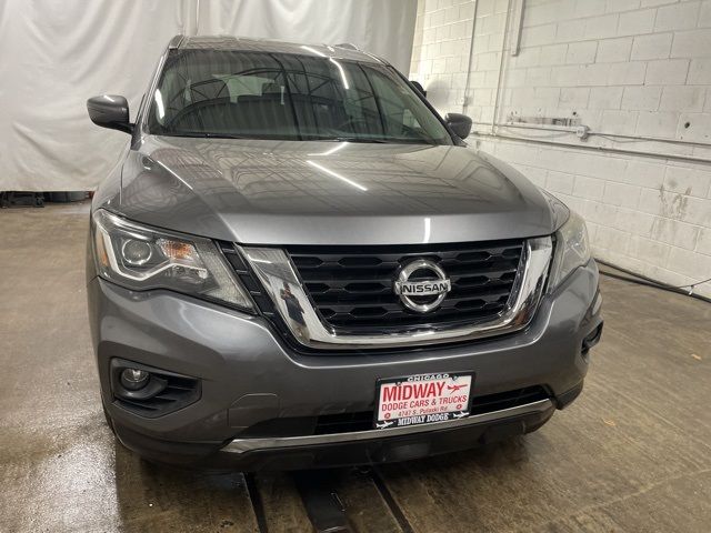 2018 Nissan Pathfinder SV