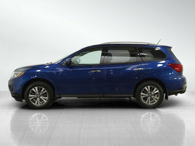 2018 Nissan Pathfinder SV