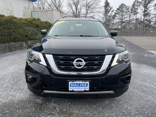 2018 Nissan Pathfinder SV