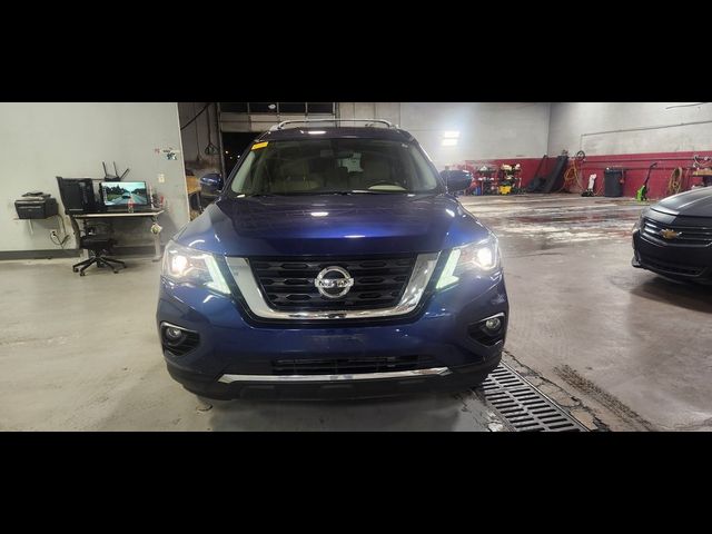 2018 Nissan Pathfinder SV