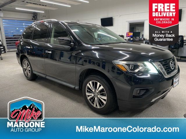 2018 Nissan Pathfinder SV