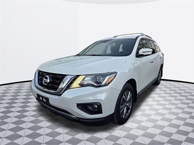 2018 Nissan Pathfinder SV